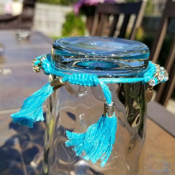 Set of 3 colorful rhinestone and thread bracelets - Picture 5 of 7